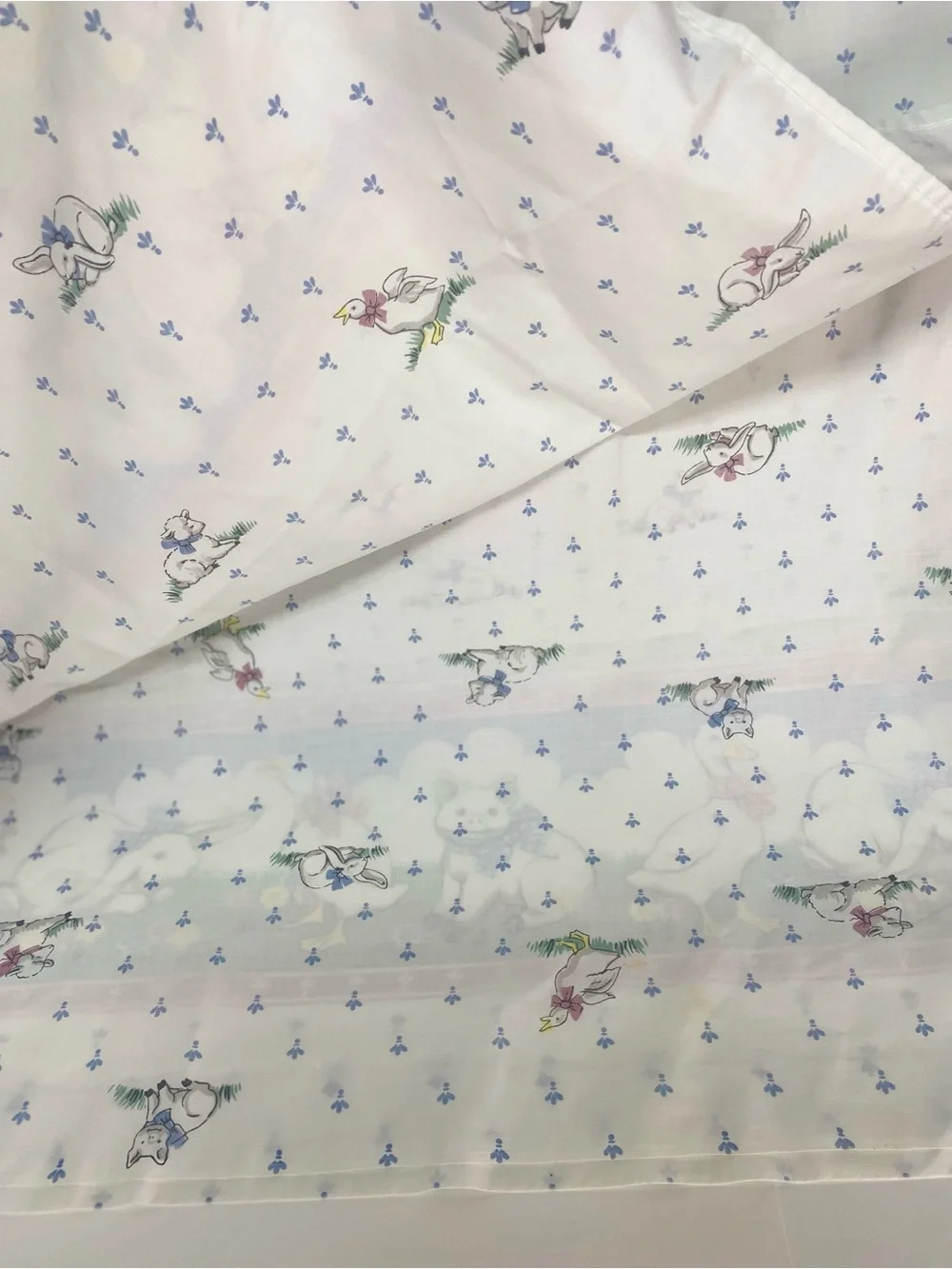 Fieldcrest Full Size Flat Sheet Vintage Tres Jolie Pattern Duck Pig Rabbit Retro